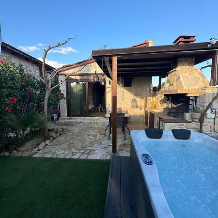 Studio Eleni - Oasis Holiday Houses Kokkinos Pyrgos Eksteriør bilde