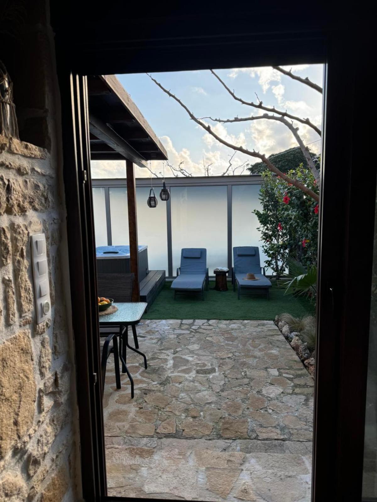Studio Eleni - Oasis Holiday Houses Kokkinos Pyrgos Eksteriør bilde